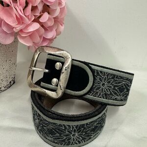 Lucky Brand Black and Silver Patterned Belt